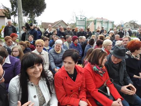 Slovesnost ob pričetku delovanja zdravnika Davorina Kolarića, dr.med., spec. družinske medicine na Razkrižju 8